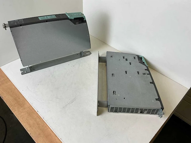 Siemens sinamics 6sl3100-1ae31-0ab0 braking module (2x) - afbeelding 7 van  7