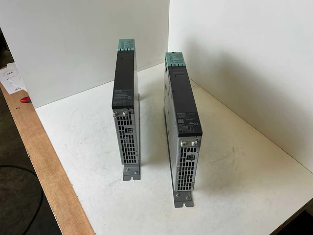 Siemens sinamics 6sl3100-1ae31-0ab0 braking module (2x) - afbeelding 2 van  5