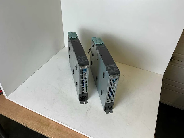 Siemens sinamics 6sl3130-0ae15-0ab0/6sl3130-0ae15-0ab1 smart line module (2x) - afbeelding 1 van  6