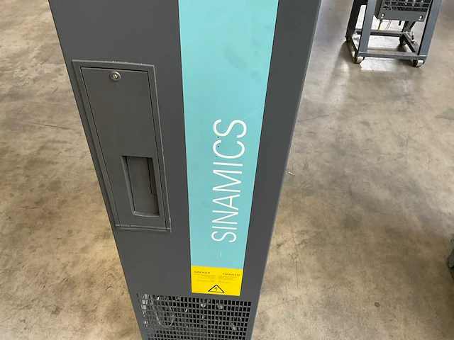 Siemens sinamics 6sl3310-1te33-8aa0 power module - afbeelding 6 van  7