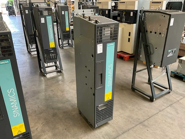 Siemens sinamics 6sl3310-1te33-8aa0 power module - afbeelding 3 van  8