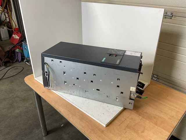 Siemens sinamics dcm 6ra8087-6dv62-0aa0-z frequentieregelaar - afbeelding 1 van  6