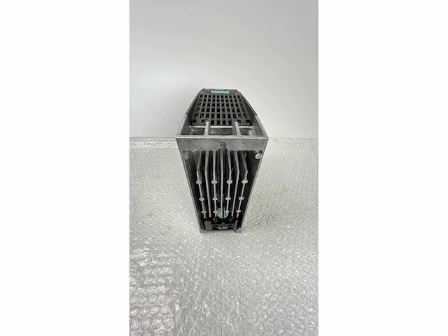 Siemens sinamics frequentieregelaar 2,2kw - afbeelding 10 van  11