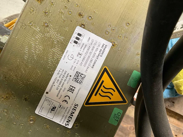 Siemens sinamics pm240-2 6sl3210-1pe33-7al0 frequentieregelaar - afbeelding 3 van  11