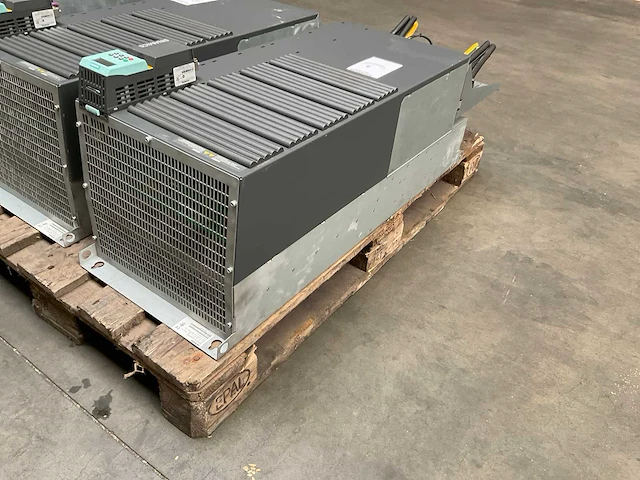 Siemens sinamics power module 240 6sl3224-0be37-5aa0 power module - afbeelding 5 van  6