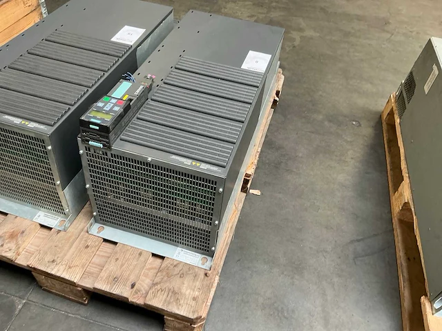 Siemens sinamics power module 240 6sl3224-0be37-5aa0 power module - afbeelding 5 van  6