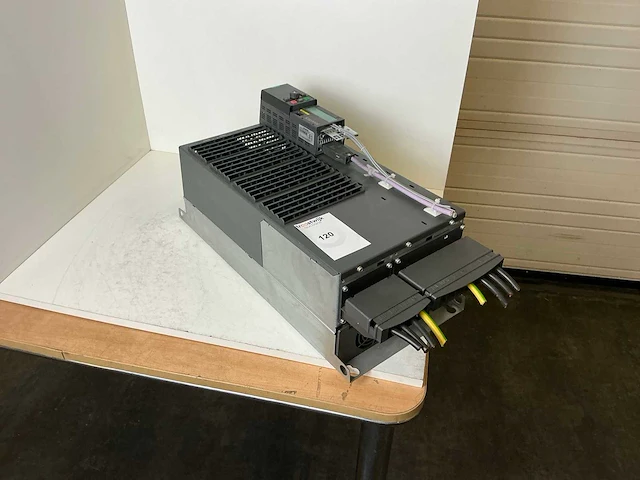 Siemens sinamics power module 250 6sl3225-0be33-0aa0 power module - afbeelding 1 van  6