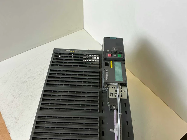 Siemens sinamics power module 250 6sl3225-0be33-0aa0 power module - afbeelding 4 van  6