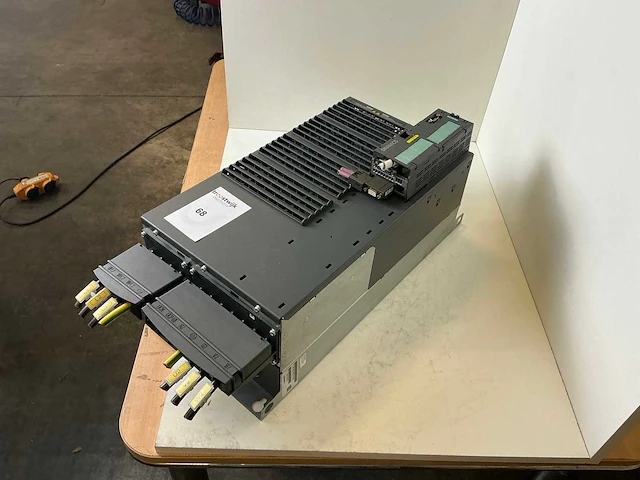 Siemens sinamics power module 250 6sl3225-0be33-7aa0 power module - afbeelding 3 van  5