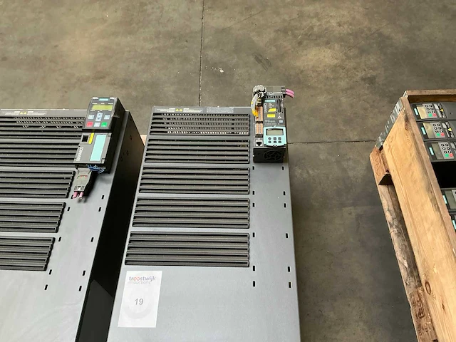 Siemens sinamics power module 340 6sl3210-1se31-1aa0 power module - afbeelding 4 van  7