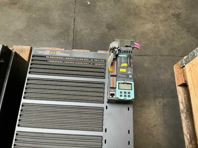 Siemens sinamics power module 340 6sl3210-1se31-1aa0 power module - afbeelding 5 van  7