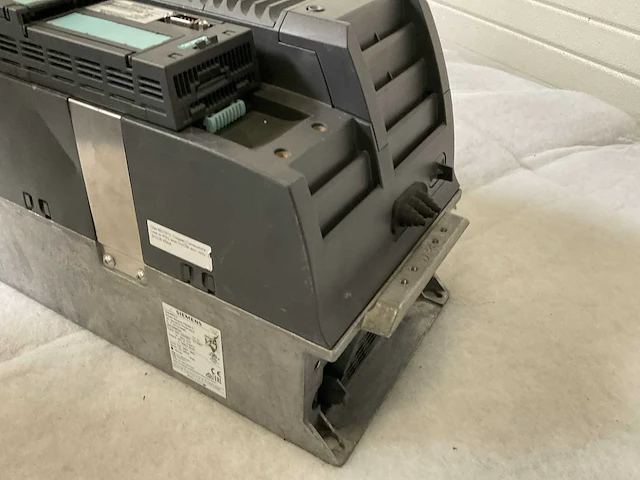 Siemens sinamics power module pm240-2 power module - afbeelding 7 van  7