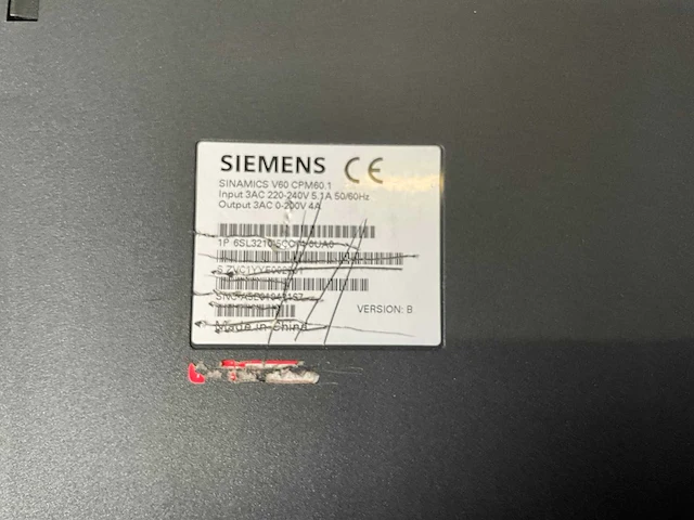 Siemens sinamics v60 frequentieregelaar (2x) - afbeelding 6 van  7