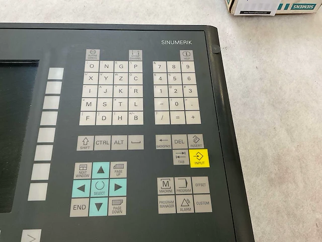 Siemens sinumerik 810d/840d bedieningspaneel - afbeelding 2 van  6
