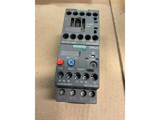 Siemens sirius combi motorbeveiliger/relais (4x2) - afbeelding 1 van  11