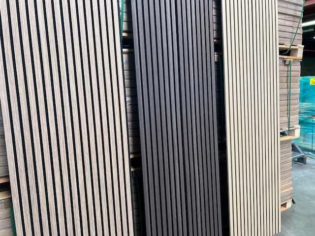 Sierstrip (36x) 3d akoestische wandpanelen bevroren walnoot 2700x325x21mm - afbeelding 8 van  9