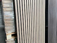 Sierstrips (20x) 3d akoestische wandpanelen bevroren walnoot 2700x325x21mm - afbeelding 4 van  9