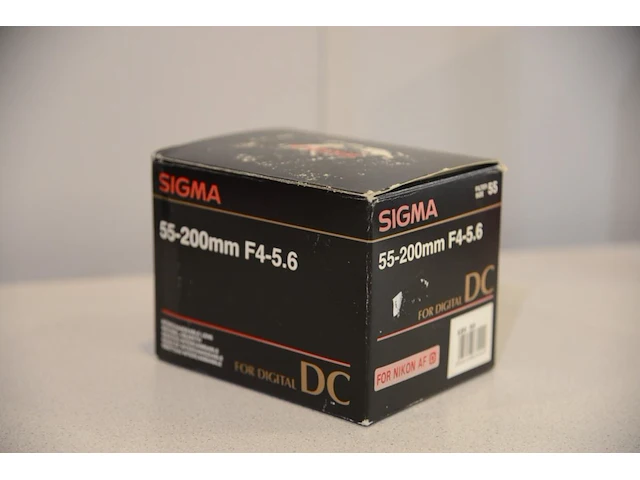 Sigma 55/200 nikon af-d - afbeelding 1 van  1