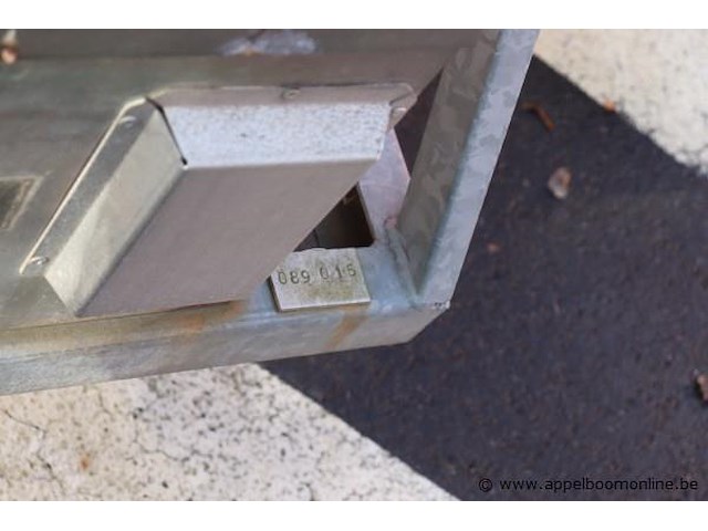 Signalisatie aanhangwagen stuer egghe - afbeelding 4 van  4