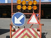 Signalisatie-aanhangwagen - afbeelding 3 van  7