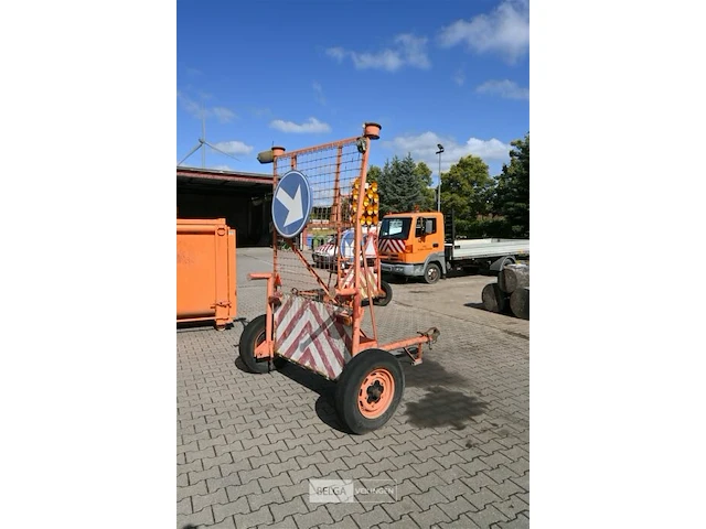 Signalisatie-aanhangwagen - afbeelding 1 van  7