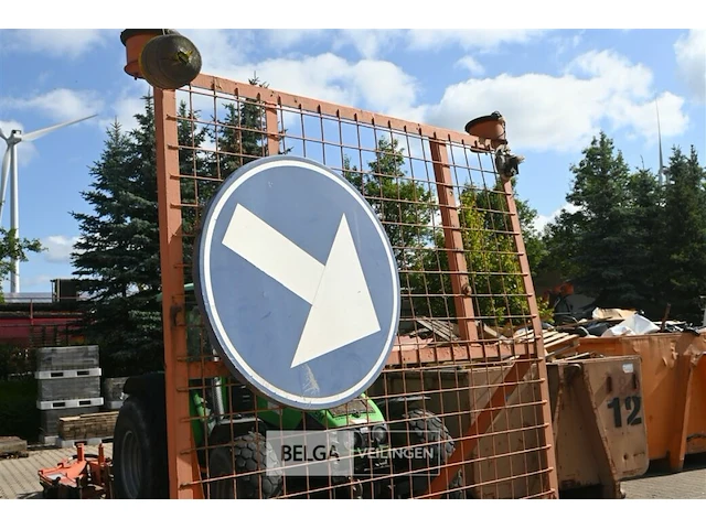 Signalisatie-aanhangwagen - afbeelding 4 van  7
