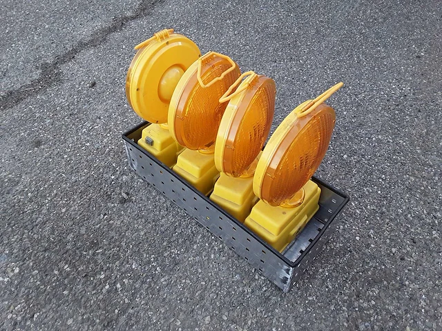 Signalisatie lamp geel (4x) - afbeelding 1 van  1