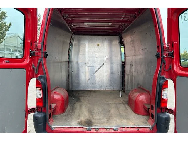 Signalisatiewagen l431 renault master - afbeelding 3 van  26