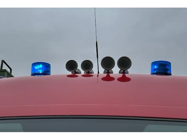 Signalisatiewagen l431 renault master - afbeelding 26 van  26
