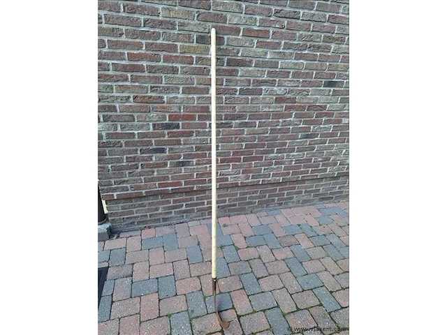 Sikkel op steel - afbeelding 1 van  2