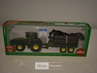 Siku schaalm. traktor met boomstamaanhanger in originele doos 1/50