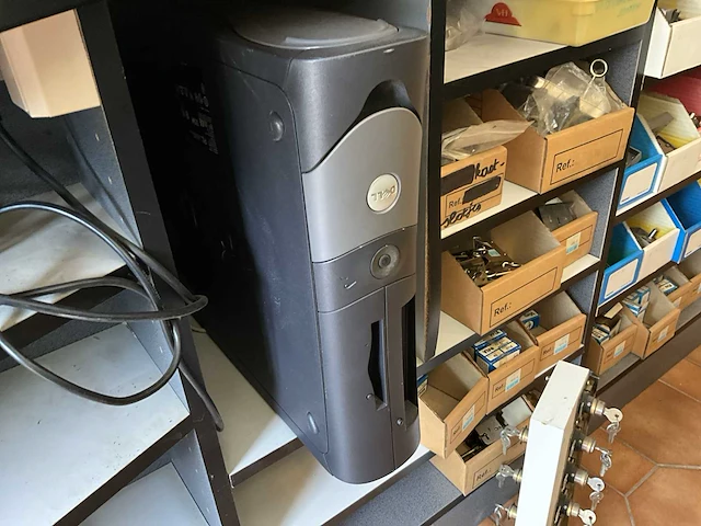 Silca unocode computergestuurde sleutelfreesmachine - afbeelding 8 van  11