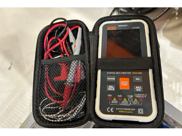 Silicone kit, zuignappen, multimeter, waterpas - afbeelding 2 van  5