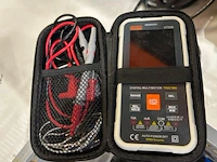 Silicone kit, zuignappen, multimeter, waterpas - afbeelding 2 van  5