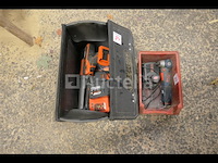 Siliconenpistool en schroevendraaier op batterijen - afbeelding 6 van  7