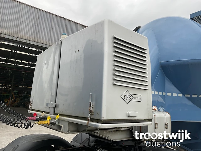 Silo oplegger bulktransport - afbeelding 2 van  11