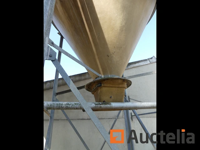 Silo - afbeelding 6 van  8