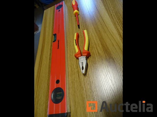 Silverline expert waterpas, tang en elektriciensschroevendraaier - afbeelding 4 van  4