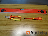 Silverline expert waterpas, tang en elektriciensschroevendraaier - afbeelding 1 van  4