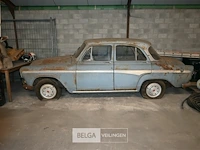 Simca aronde oldtimer - afbeelding 9 van  16