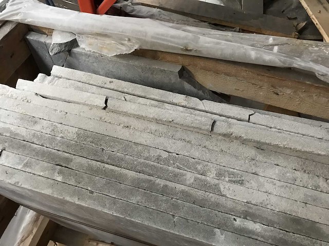 Sinai grey antico natuursteen tuintegel - afbeelding 4 van  5