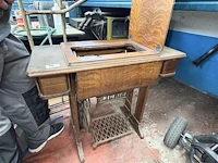 Singer naaimachine - afbeelding 1 van  4