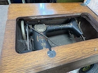 Singer naaimachine - afbeelding 2 van  4