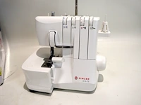 Singer overlock naaimachine - afbeelding 2 van  4