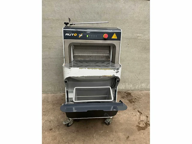 Sinmag europe - sm52-d - broodsnijmachine - afbeelding 5 van  5