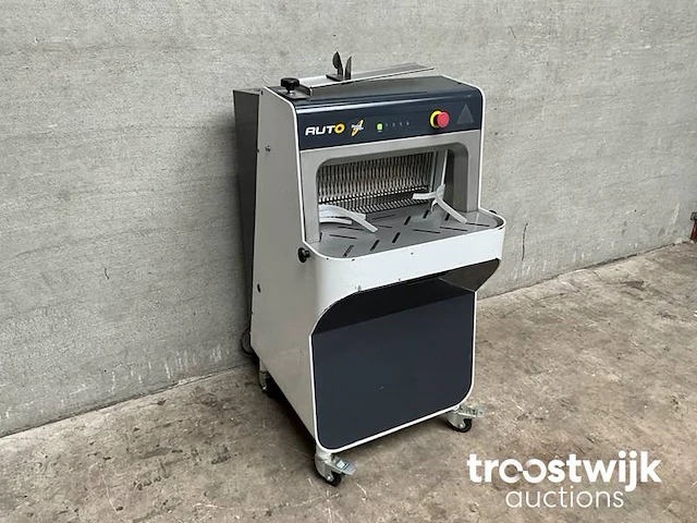 Sinmag europe broodsnijmachine - afbeelding 1 van  1