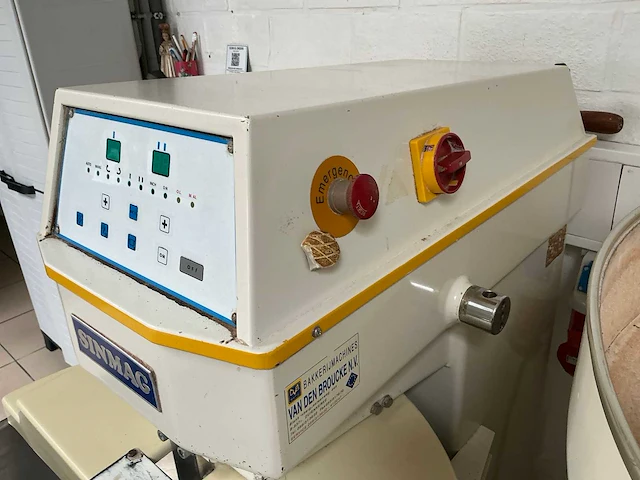 Sinmag kneedmachine - afbeelding 4 van  5