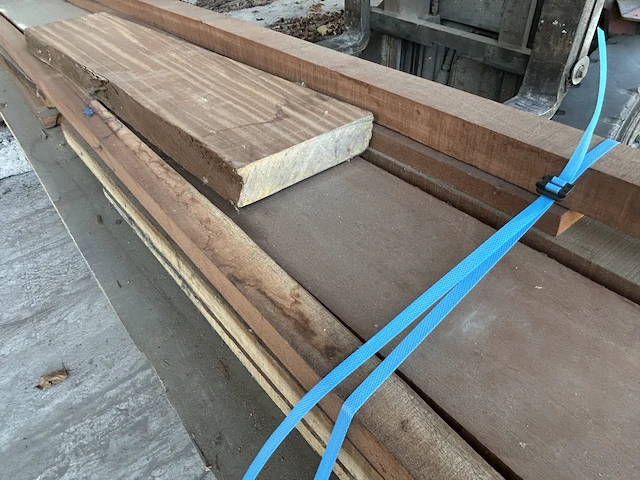 Sipo hout - lengtes tot +/- 4000mm - afbeelding 3 van  4