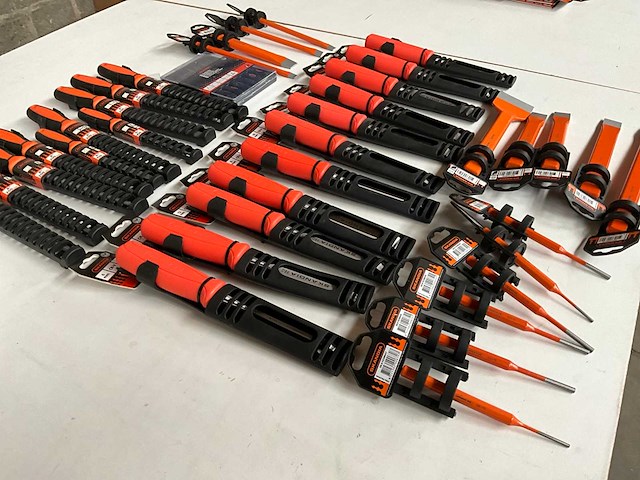 Skandia mix kavel handgereedschap o.a. beitels en raspen - afbeelding 8 van  9