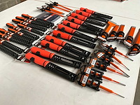 Skandia mix kavel handgereedschap o.a. beitels en raspen - afbeelding 8 van  9